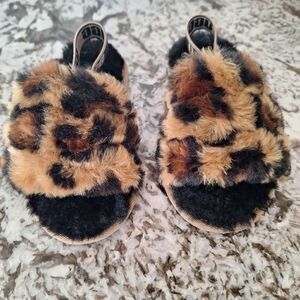 Uggs  size 9 sandal/slippers